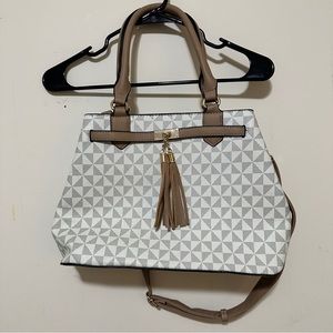 Fashion handbag